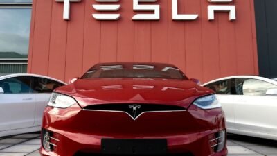 Harga Kendaraan Tesla